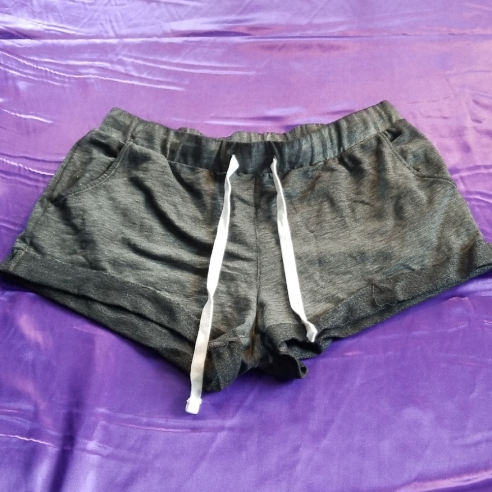 Xhilaration Lounge Shorts with pockets